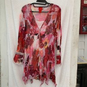 V Christina Boho Top Size M
